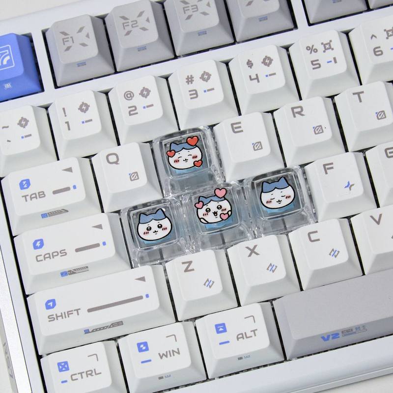 أغطية مفاتيح شفافة مصنوعة يدوي - مراجعة Gaming Keyboard Nearby وسعره